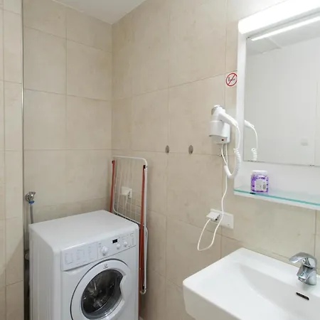 Appartement Waterfall 15 *
